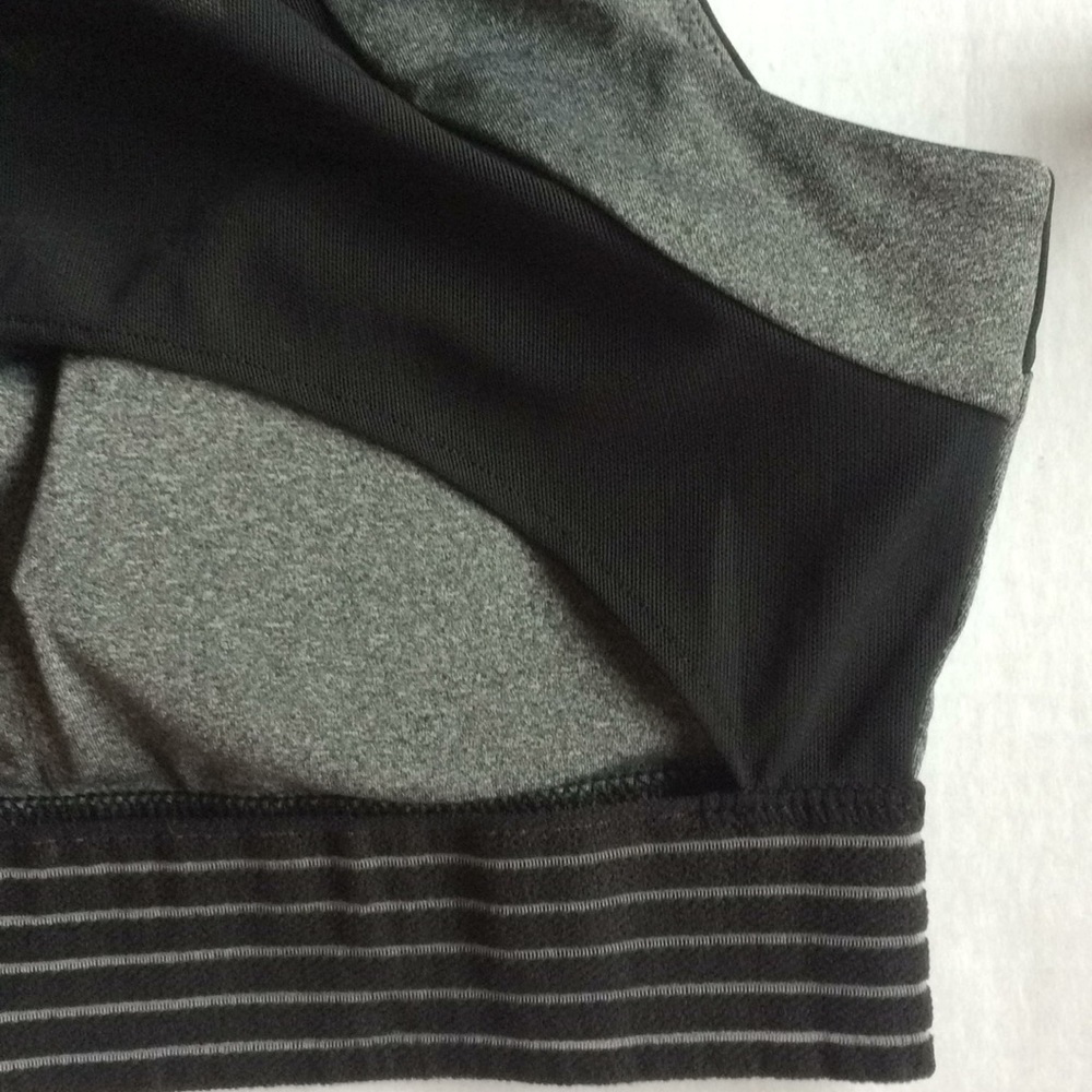 Cleo Harper SG collection polo sports bra sz. Xs - Picture 8 of 8